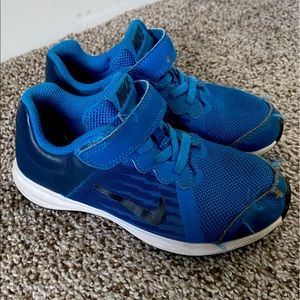 Nike Boys Running Sneaker